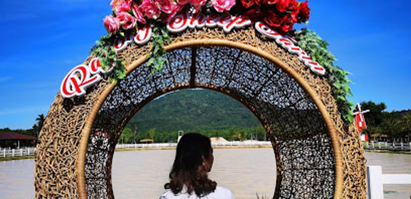 ปางช้างระยอง(Pangchang Rayong)