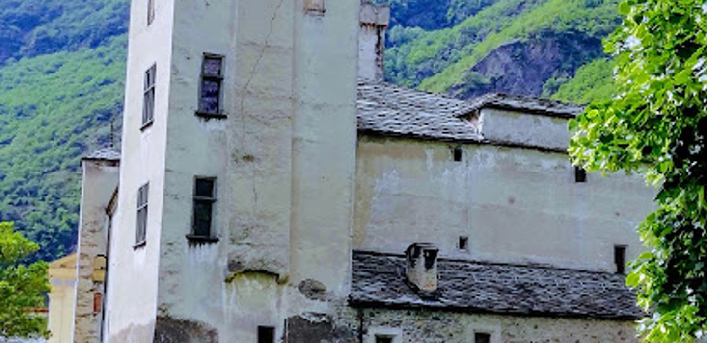 Issogne Castle