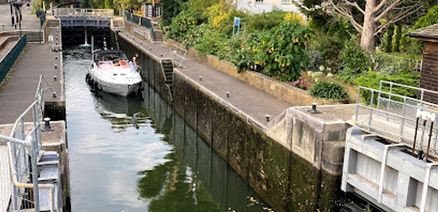 Boulters Lock