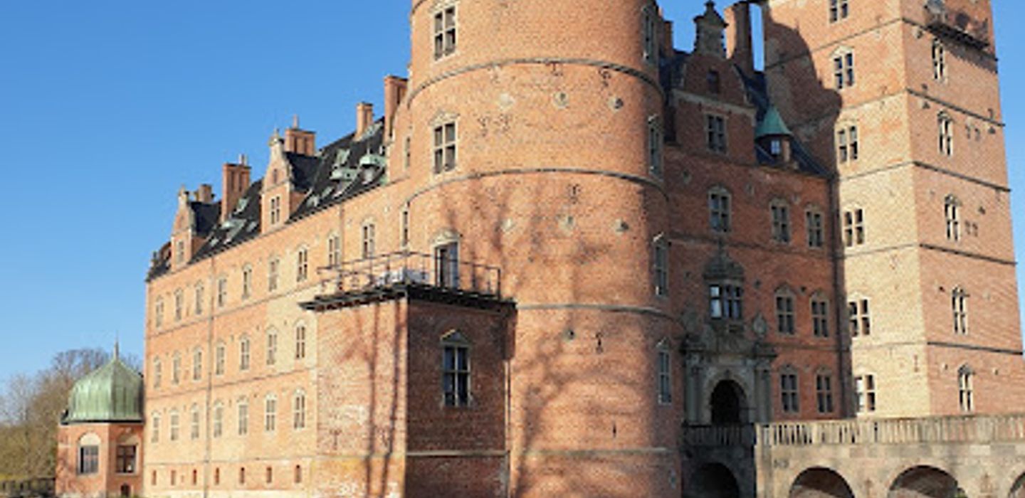 Vallø Castle