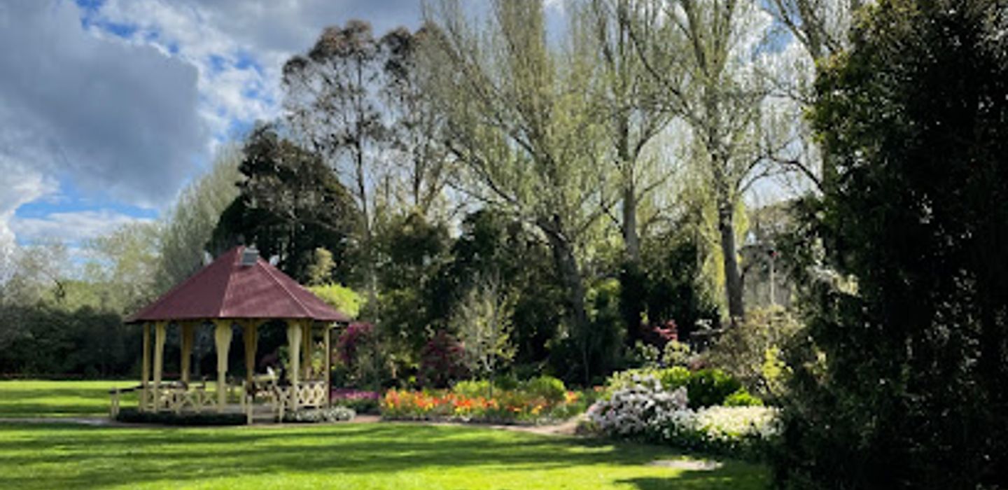 Leighton Gardens