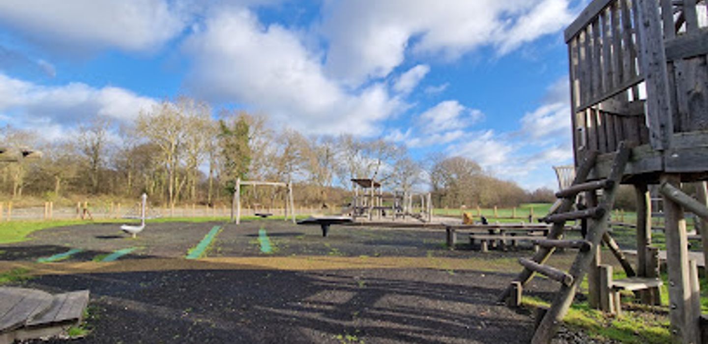 Belhus Woods Country Park