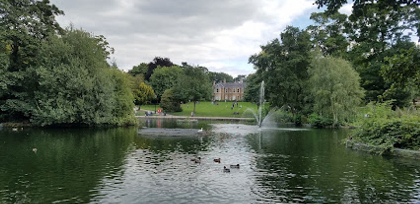 Arnot Hill Park
