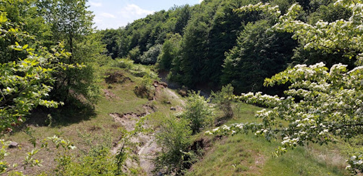 Stracos Cave