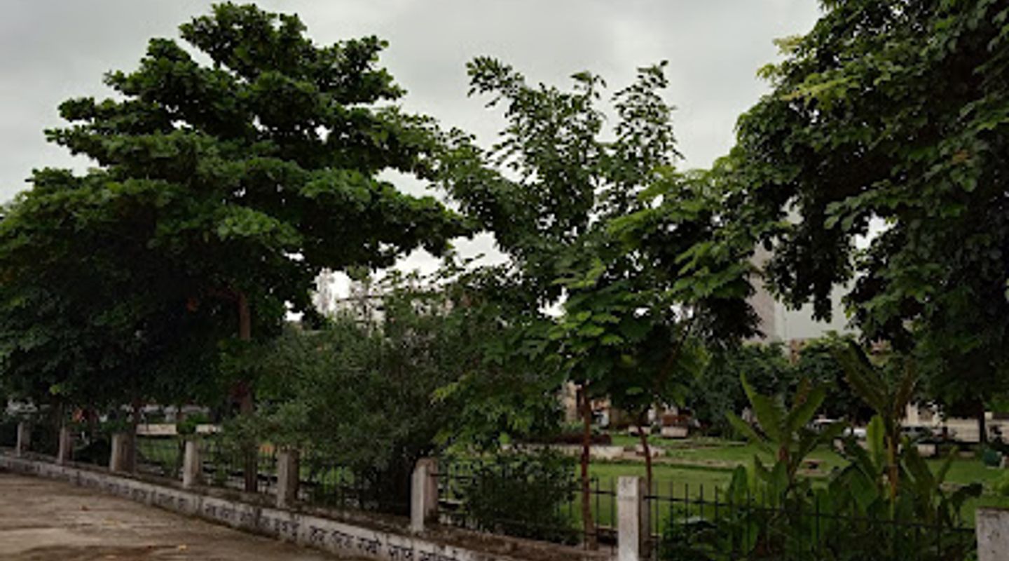 Swami Sarvanand Udyan