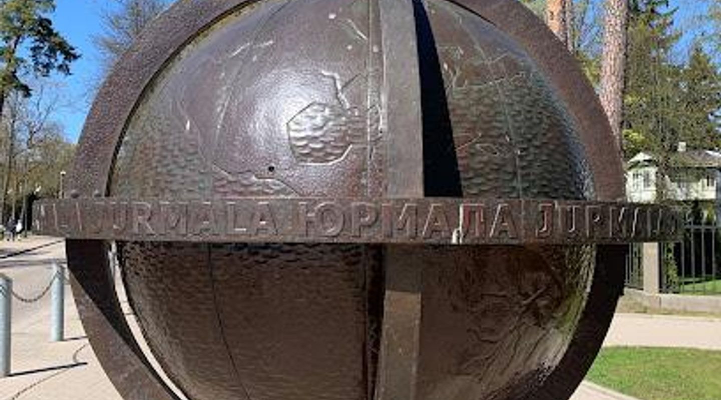 Globe