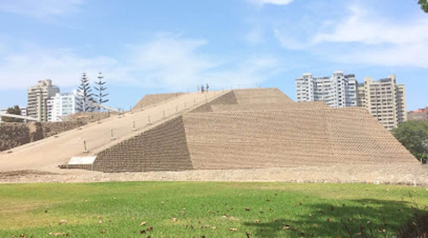 Huaca Huallamarca