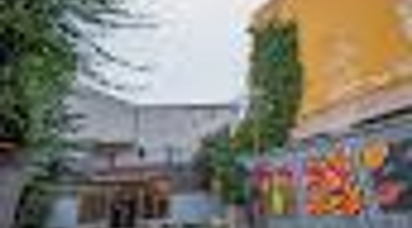 Menas, Panevezio teatras