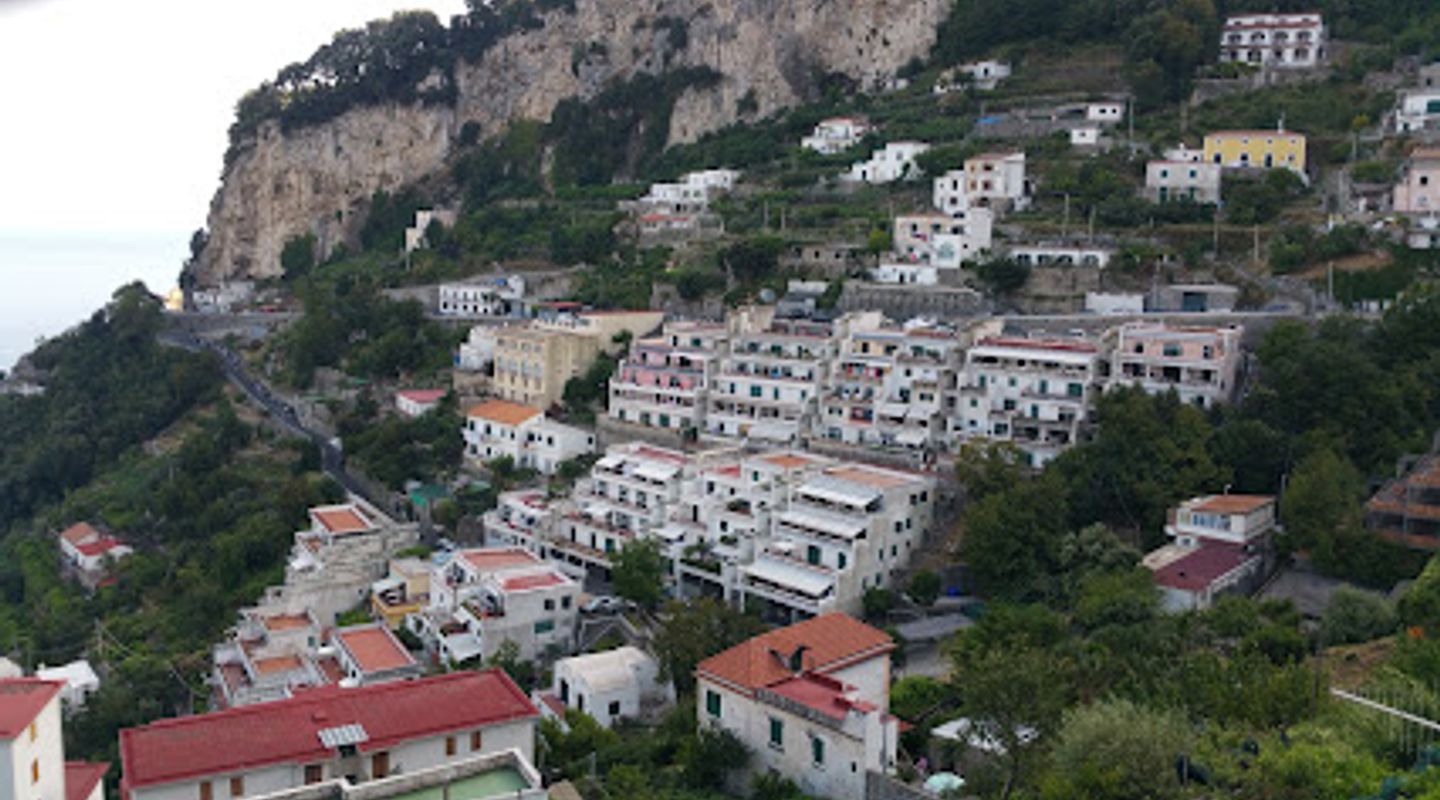 Piazza Di Pogerola