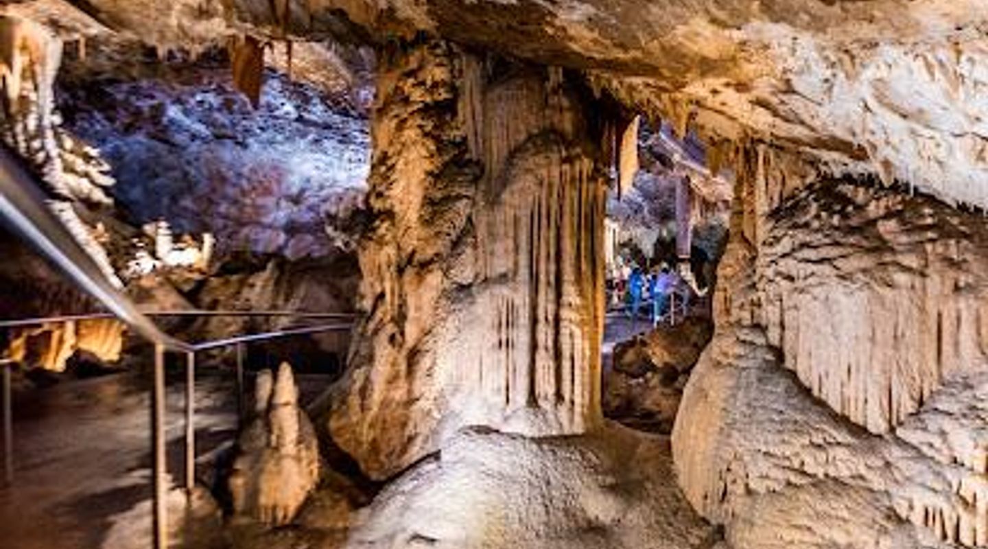 Jenolan Caves