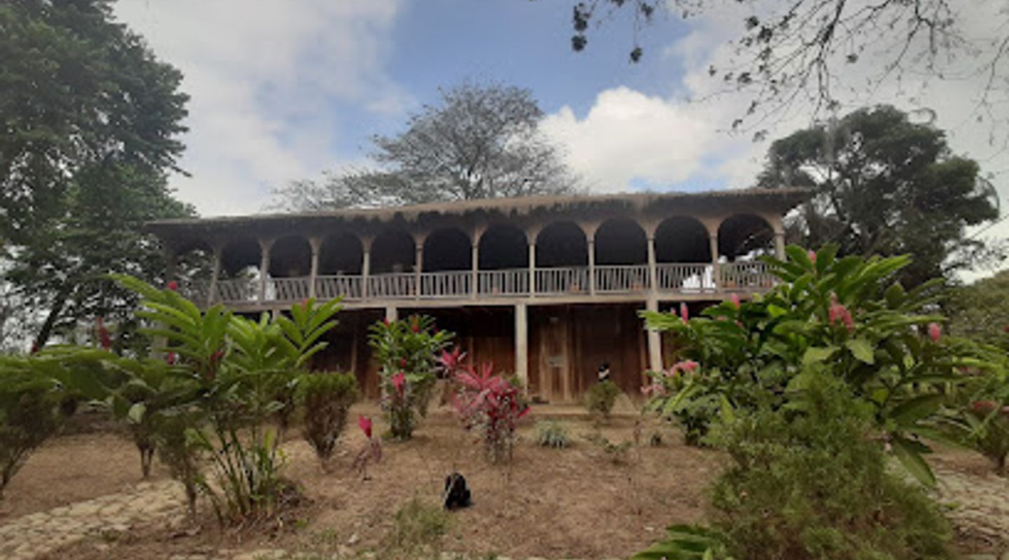 Olmedo House