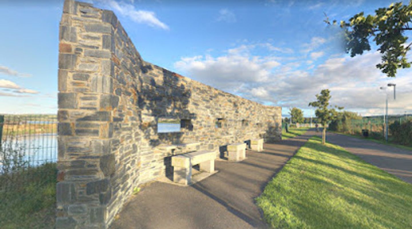 Quay Trail lookout