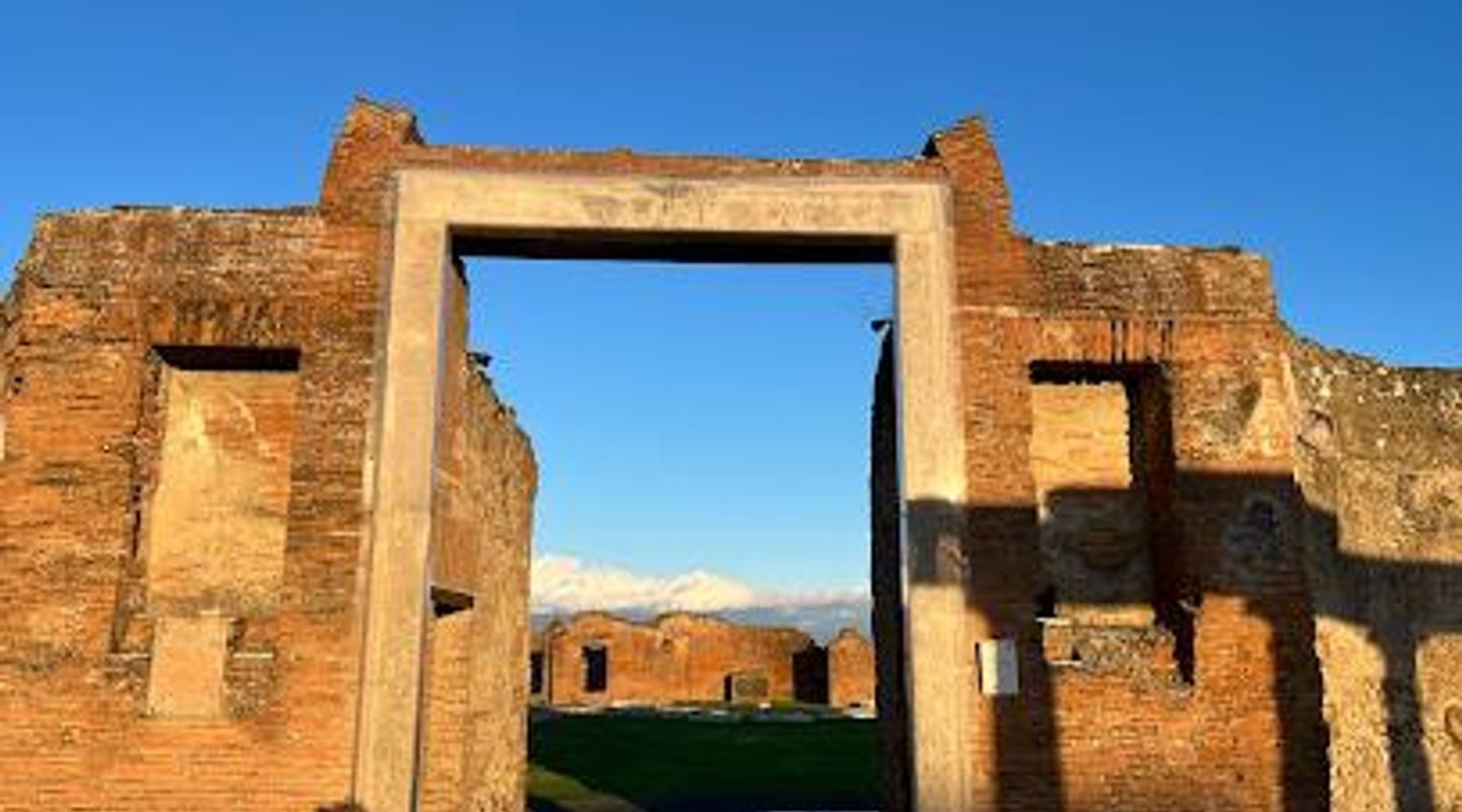 Building of Eumachia
