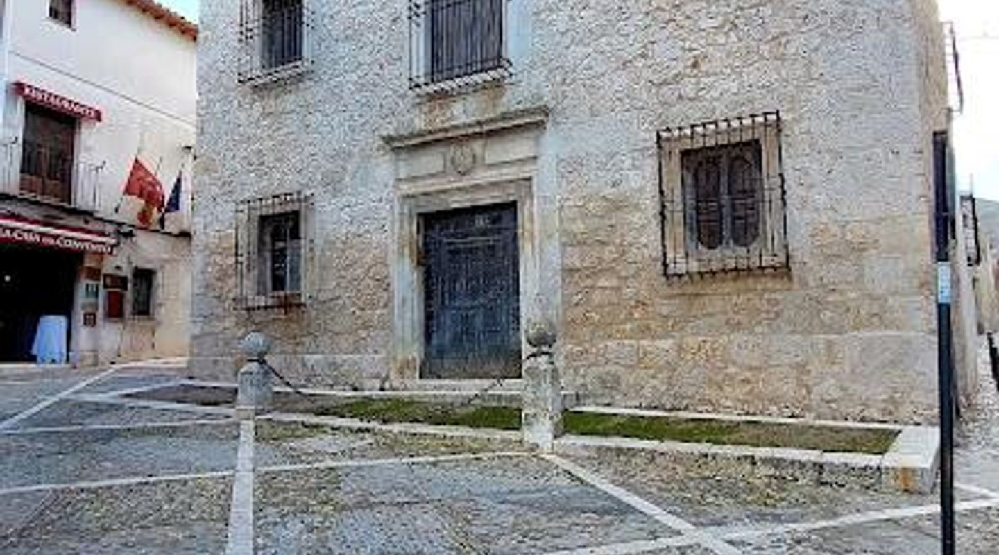 Casa de la Cadena