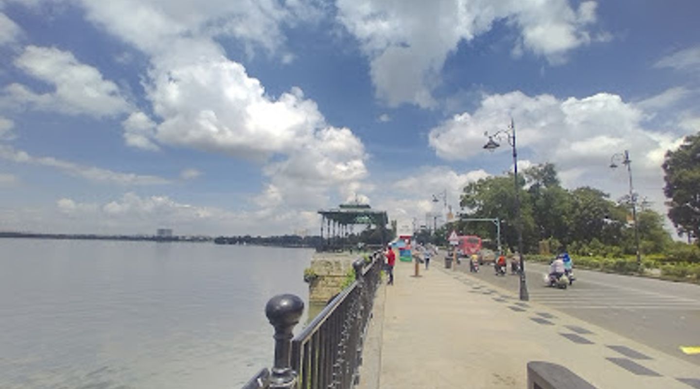 Hussain Sagar View point