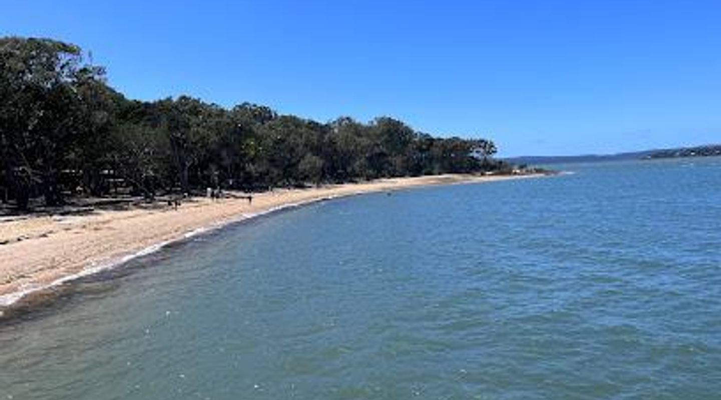 Coochiemudlo Island