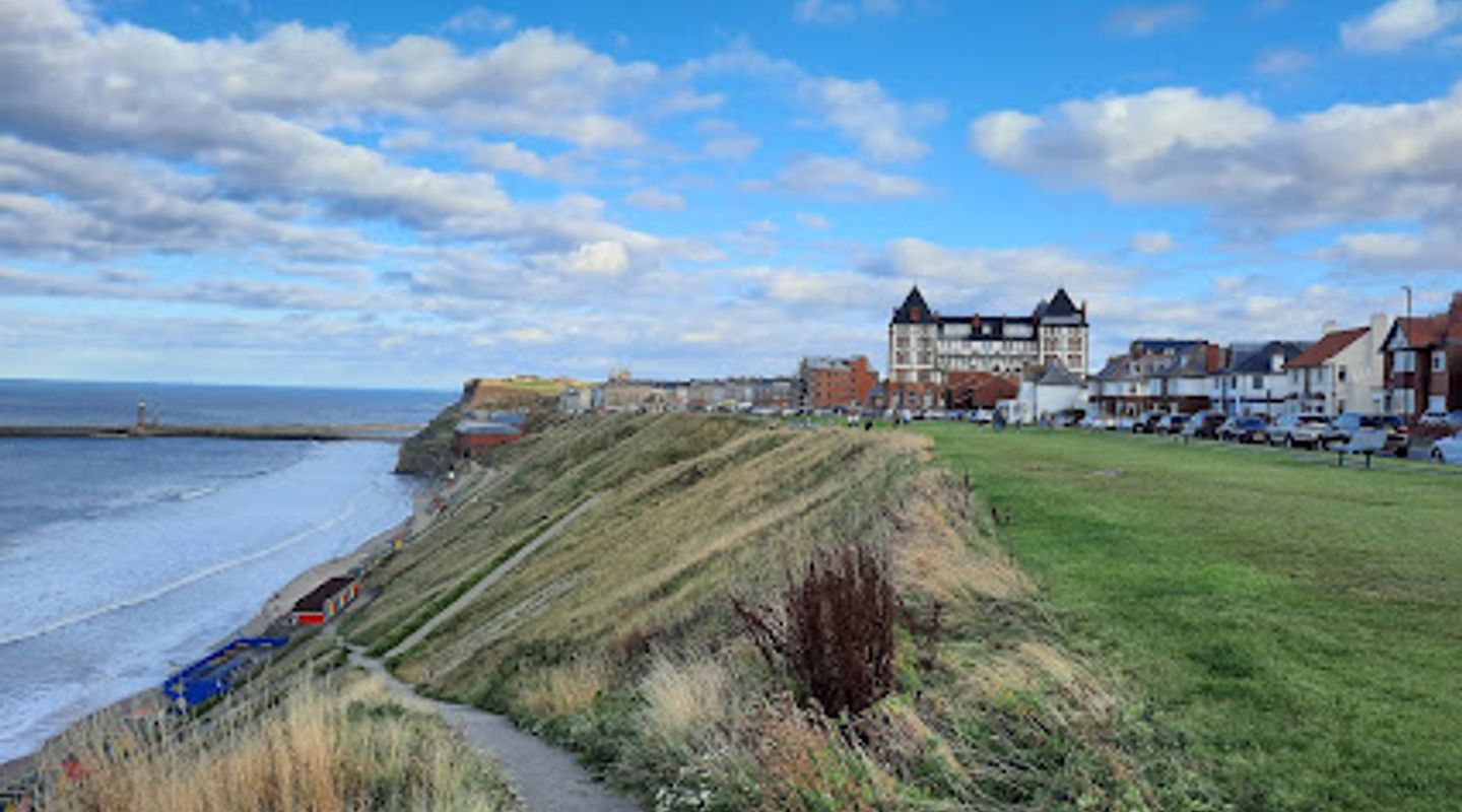 Whitby Cliff Lift