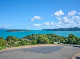 Lookout at One Tree Hill