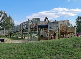 Stanwick Lakes Country Park