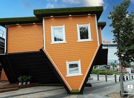 Upside Down House - Westfield White City