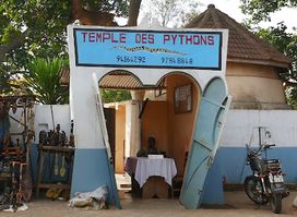 Pythons Temple