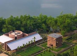 Xưởng Đất Nung Lê Đức Hạ - Le Duc Ha Terra Cotta Workshop