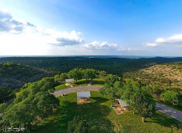 texas/hill-country/attraction/devil-s-backbone