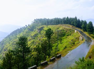 pakistan/kaghan-valley/attraction/chattar-top