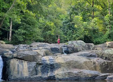 alabama/tuskegee-national-forest/attraction/hidden-falls