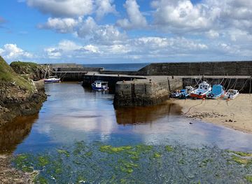 united-kingdom/isle-of-lewis/attraction/port-of-ness-slipway-and-breakwater