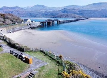 united-kingdom/snowdonia-national-park/attraction/barmouth