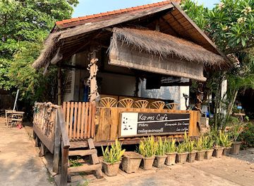 laos/xieng-khouang-plateau/attraction/cope-visitor-centre