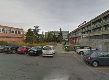 hungary/veszprem/attraction/ovary-lipot-emlekko