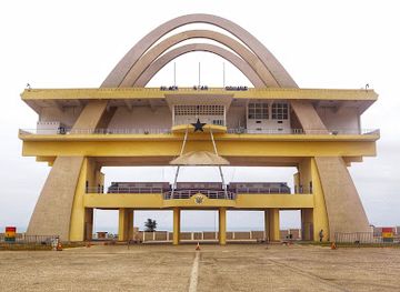 ghana/accra/cantonments/attraction/black-star-square