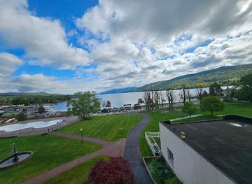 new-york/lake-george/attraction/lake-george-winter-s-dream-at-the-fort-william-henry-historic-fortress