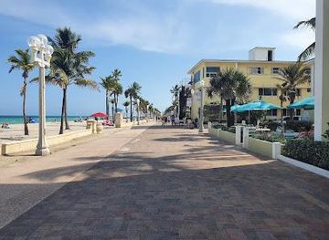 florida/fort-lauderdale/attraction/hollywood-beach-broadwalk