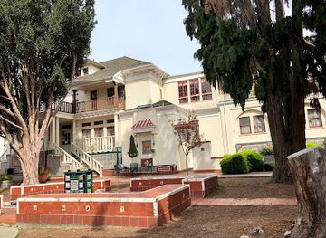 california/castro-valley/attraction/casa-peralta