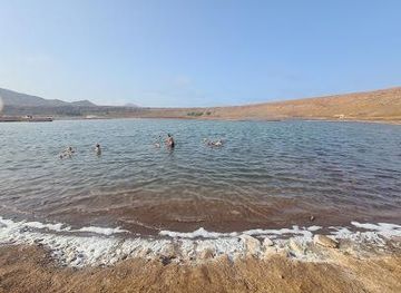 cabo-verde/santa-maria/attraction/pedra-lume