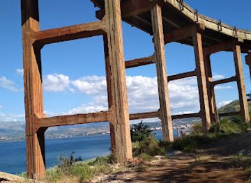 albania/prespa-national-park/attraction/guri-i-kuq