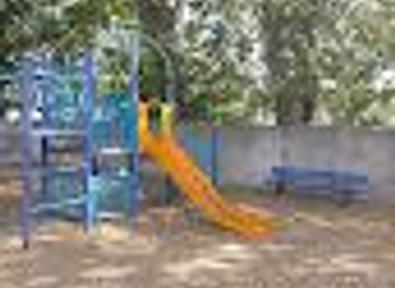 france/languedoc-coast/attraction/parc-avec-jeux-d-enfants-canal-du-midi