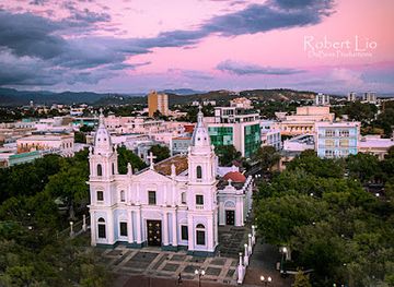 puerto-rico/ponce/attraction/catedral-nuestra-senora-de-guadalupe
