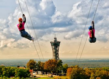 slovenia/prekmurje/attraction/vinarium-zipline