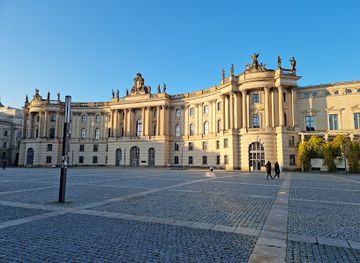 germany/berlin/attraction/bebelplatz