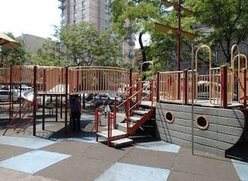 new-jersey/jersey-city/attraction/sophie-irene-loeb-playground