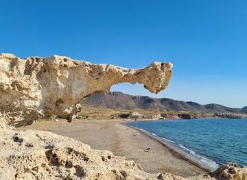 spain/almeria/attraction/playa-los-escullos