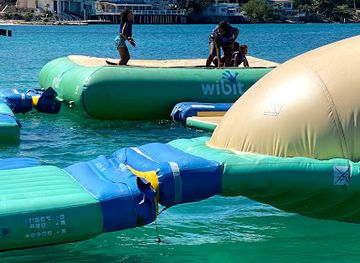 jamaica/runaway-bay/attraction/dolphin-cove-puerto-seco-beach