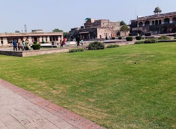 pakistan/southern-punjab/attraction/south-east-wall