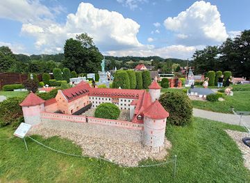 poland/kashubia/attraction/kaszubski-miniature-park