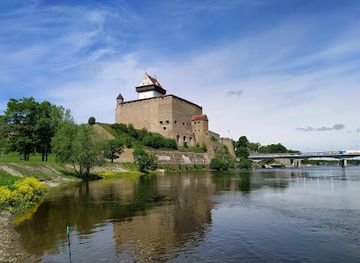 estonia/alutaguse/attraction/narva-joaoru-linnus-asula