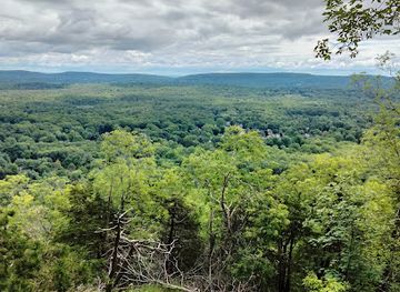 connecticut/talcott-mountain/attraction/onion-mountain-park